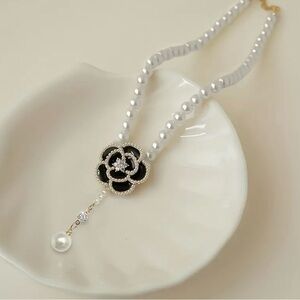 Camellia Necklace Cute Pearl Necklace